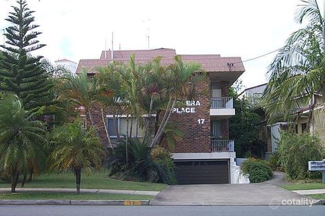 Property photo of 17 Second Avenue Broadbeach QLD 4218