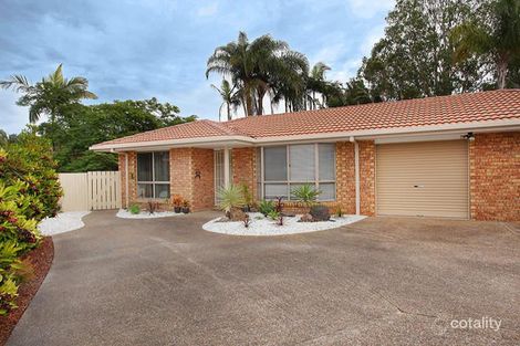 2/143 Amarina Ave, Mooloolaba, QLD 4557