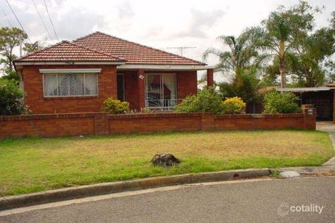 18 Boxley Cres, Bankstown, NSW 2200