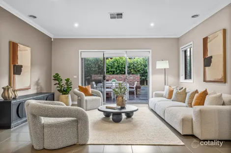 Property photo of 14 Duneira Grove Caroline Springs VIC 3023