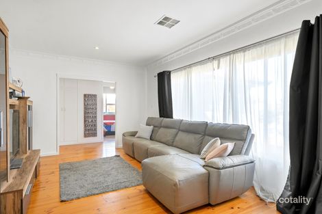 Property photo of 28 Leitch Avenue Port Noarlunga SA 5167