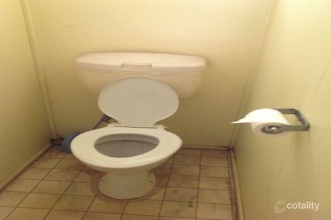 2/34 Mackenzie St, Blackwater, QLD 4717