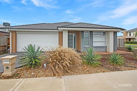 Property photo of 5 Treeve Parkway Werribee VIC 3030
