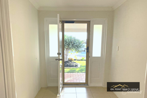 Property photo of 135 Peelwood Parade Halls Head WA 6210