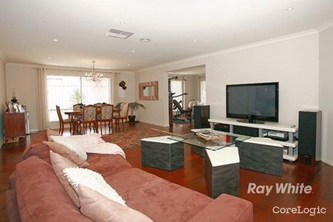 Property photo of 39 Sussex Avenue Cranbourne North VIC 3977