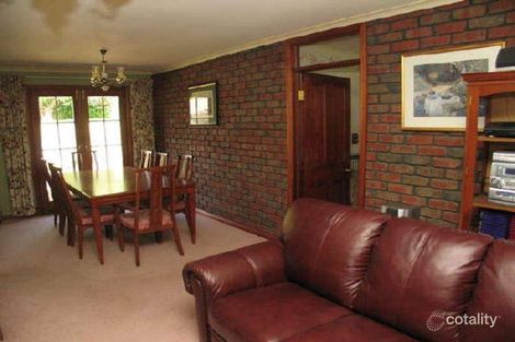 Property photo of 15 Dell Road Stirling SA 5152