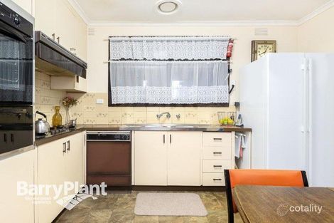 Property photo of 130 Bloomfield Road Keysborough VIC 3173