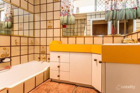 Property photo of 11 Carringal Place Armadale WA 6112