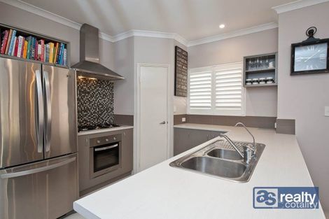 Property photo of 8 Grant Street Embleton WA 6062