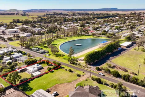 8 Battye St, Millicent, SA 5280