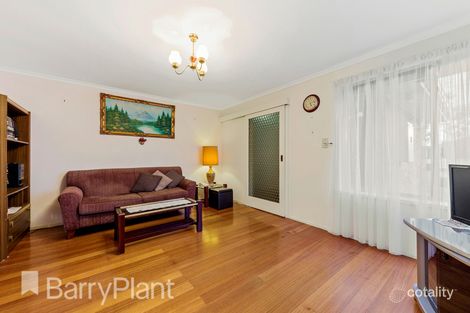 Property photo of 15 Grantham Parade St Albans VIC 3021