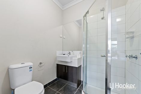 Property photo of 16 Alphie Way Doreen VIC 3754