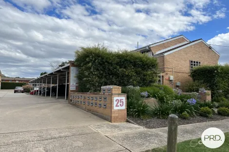 13/25 Macquoid St, Queanbeyan East, NSW 2620