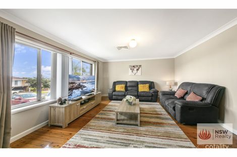 Property photo of 28 Martin Crescent Woodpark NSW 2164