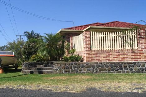 19 Weatherly Pde, St Huberts Island, NSW 2257