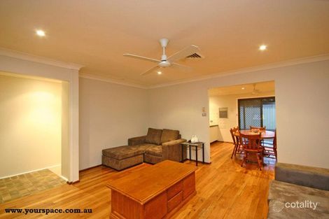 Property photo of 4 Newbury Place Eagle Vale NSW 2558