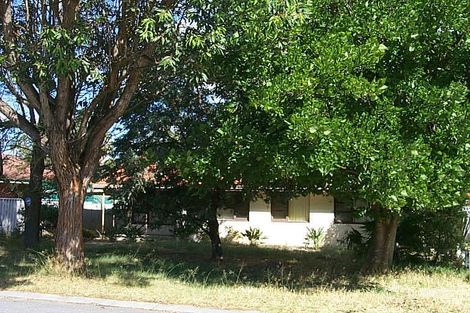 22 Mornington St, Armadale, WA 6112