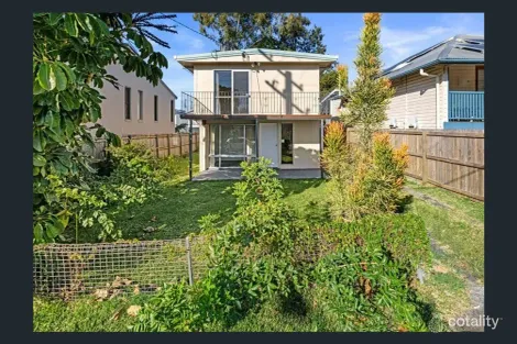 98 Hyde Rd, Yeronga, QLD 4104