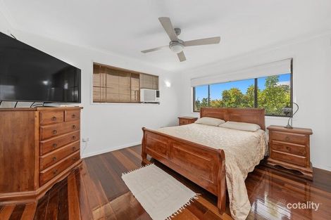 Property photo of 533 Creek Road Mansfield QLD 4122