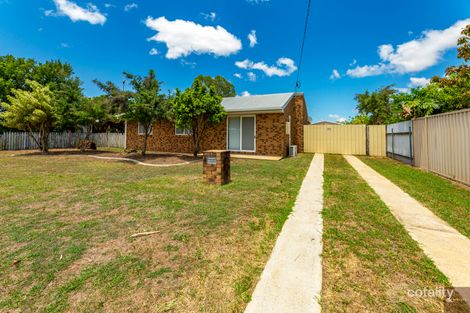 4 Dawn Pde, Thabeban, QLD 4670