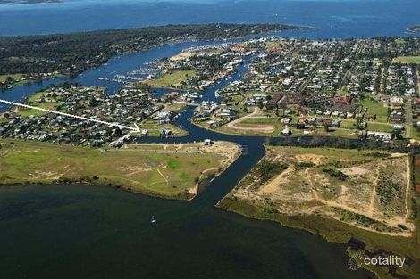Property photo of 21 The Point Paynesville VIC 3880