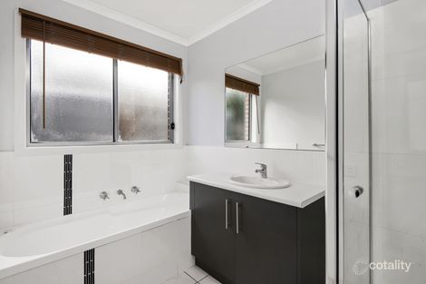 Property photo of 12 Heathwood Way Ocean Grove VIC 3226