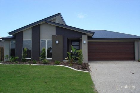 16 Lamatia Dr, Mountain Creek, QLD 4557