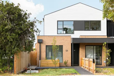 51a Rhodes Pde, Oak Park, VIC 3046