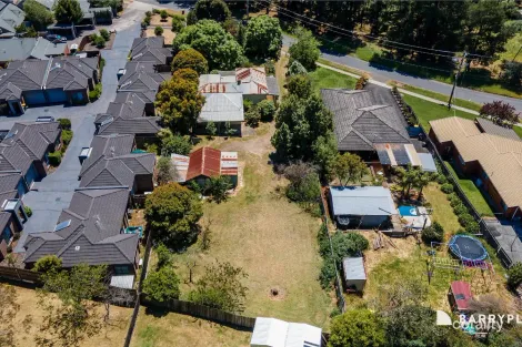 9 Ridge Rd, Whittlesea, VIC 3757