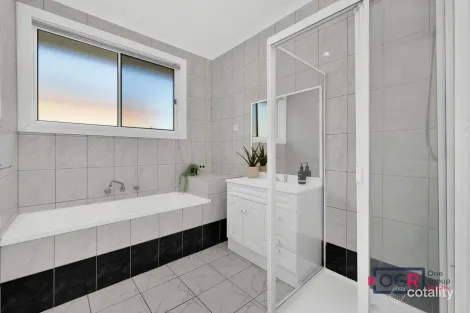 Property photo of 68 Kennedy Parade Roxburgh Park VIC 3064