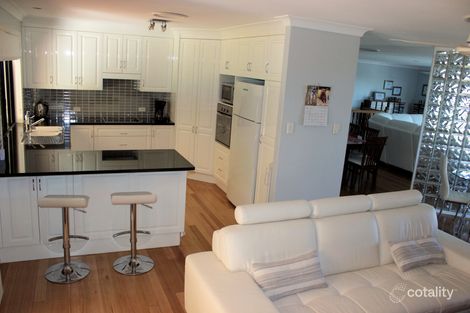 Property photo of 2 Limewood Close Norman Gardens QLD 4701