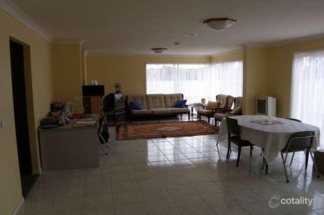 Property photo of 18 Mulberry Pass Craigieburn VIC 3064