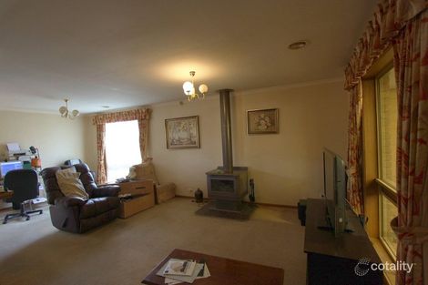 Property photo of 5 Cassowary Avenue Werribee VIC 3030