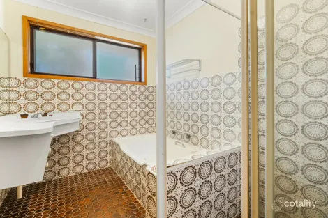 Property photo of 5 Tuglow Place Leumeah NSW 2560