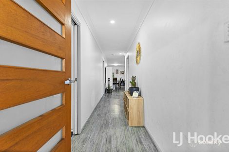Property photo of 4 Samphire Street Eli Waters QLD 4655