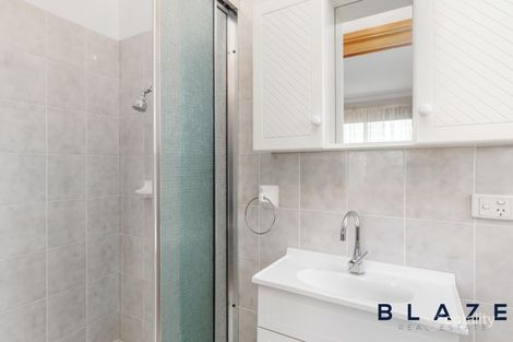 Property photo of 3 Moffitt Crescent Edensor Park NSW 2176