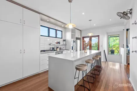 Property photo of 17 Salisbury Street Woolloongabba QLD 4102