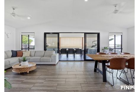 12 Azure Dr, Rural View, QLD 4740