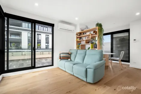 Property photo of 305/483 Glen Huntly Road Elsternwick VIC 3185