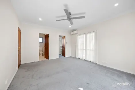 Property photo of 5 Debanne Court Narre Warren VIC 3805