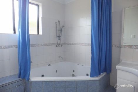 Property photo of 1 Kookaburra Way Woodgate QLD 4660