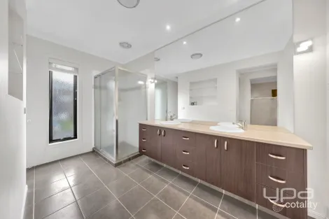 Property photo of 4 Licodia Avenue Point Cook VIC 3030