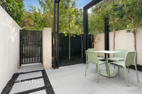Property photo of 18 Eucalypt Avenue Malvern East VIC 3145