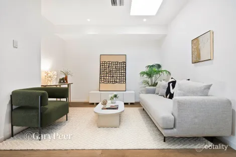 Property photo of 18 Eucalypt Avenue Malvern East VIC 3145