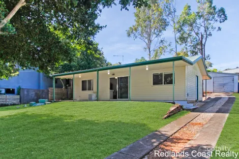 Property photo of 16 Waterside Drive Macleay Island QLD 4184