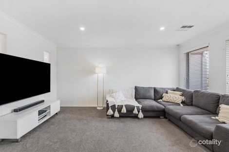 Property photo of 30 Langford Boulevard Madeley WA 6065