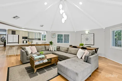 Property photo of 10 Gymea Court Mountain Creek QLD 4557