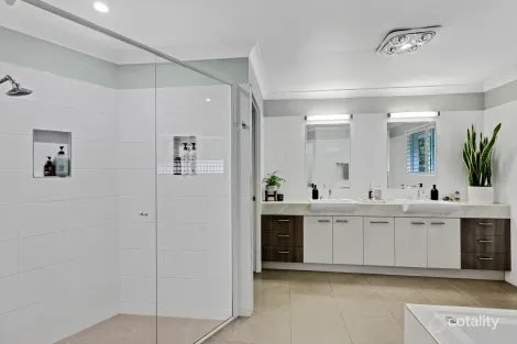 Property photo of 10 Gymea Court Mountain Creek QLD 4557