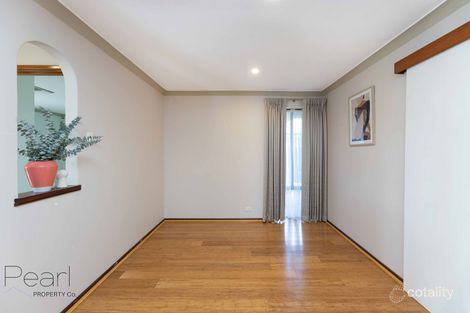 Property photo of 17 Sillmon Way Duncraig WA 6023