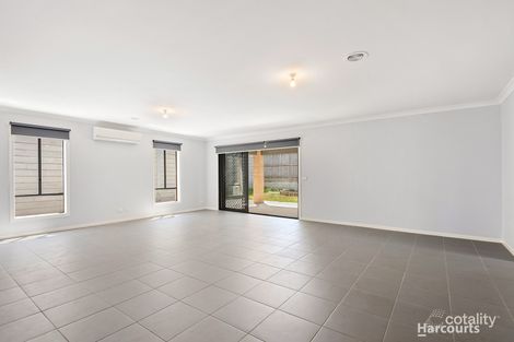 Property photo of 12 Summerhill Drive Pakenham VIC 3810